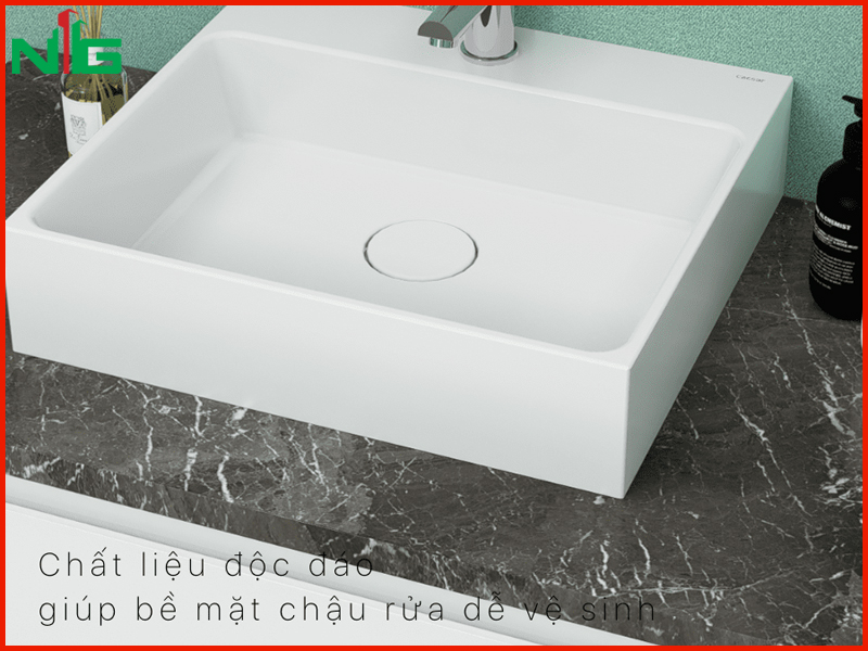 chat-lieu-su-cao-cap-de-ve-sinh-bang-nuoc