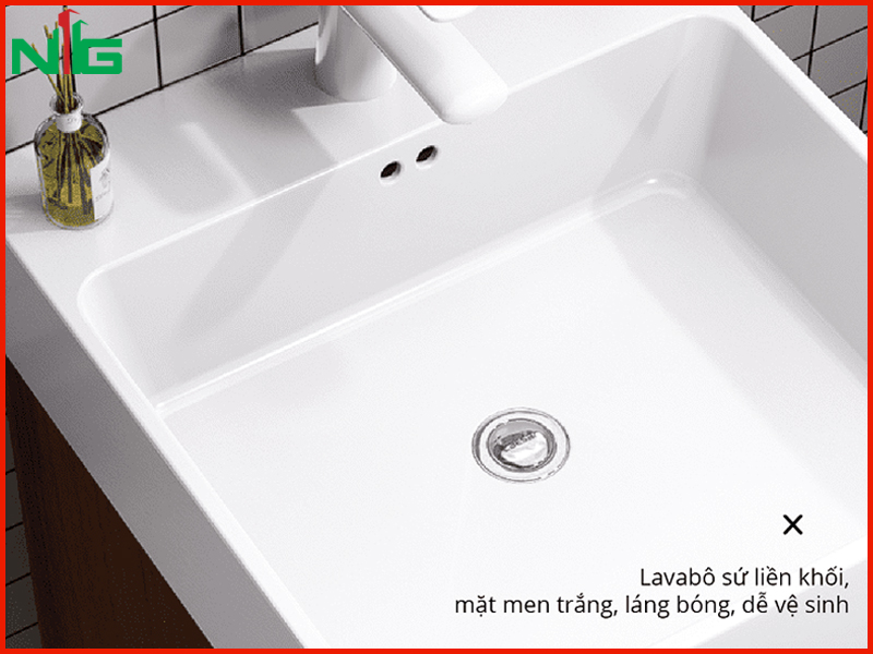 lavabo-lien-khoi-duoc-phu-men-su-sang-bong-va-nhan-min