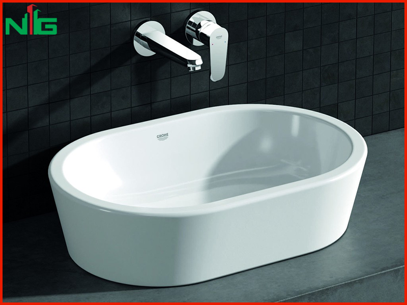 cach-ve-sinh-lavabo-dat-ban-khi-bi-o-vang