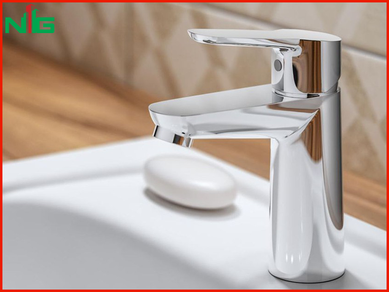 tao-khong-gian-phong-tam-thu-gian-voi-voi-lavabo-nong-lanh-grohe