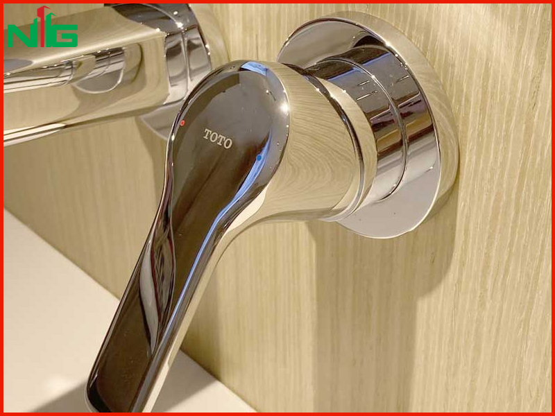voi-lavabo-gan-tuong-giup-tiet-kiem-toi-uu-khong-gian